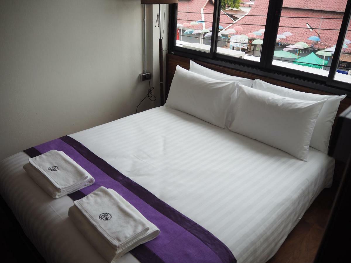 Boonnark Bed Night Bazaar No Car Parking Apartment Chiang Mai Exterior foto